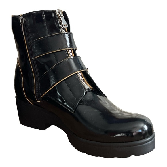 Black Patent Faux Leather Boots - Picture 6 of 8